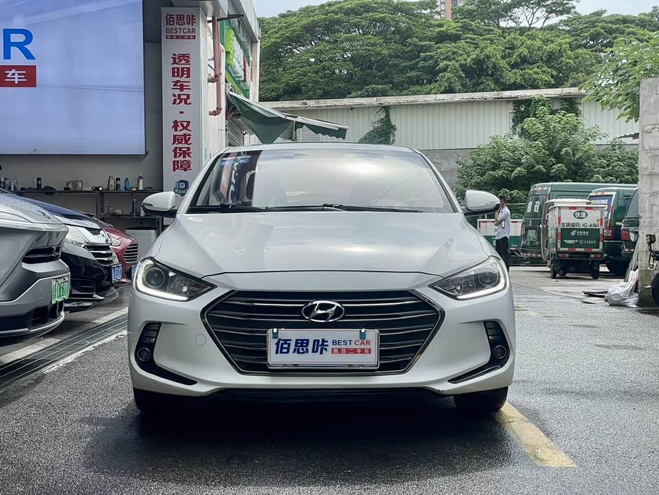 Hyundai Lead Hyundai Lead