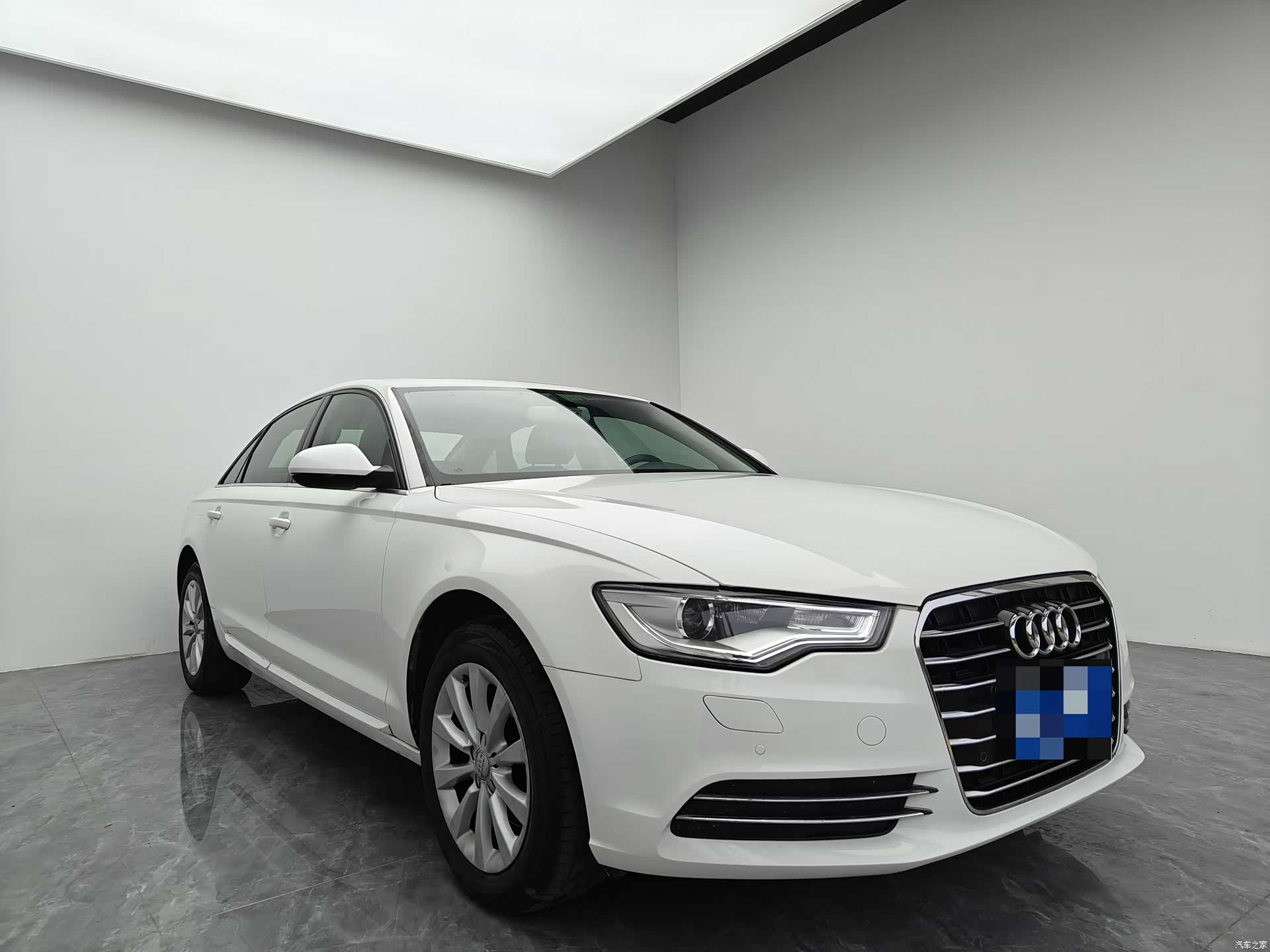 Audi A6L, 2014 3