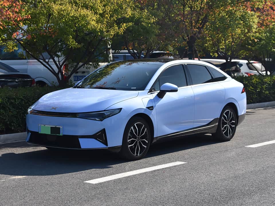 XPENG P5