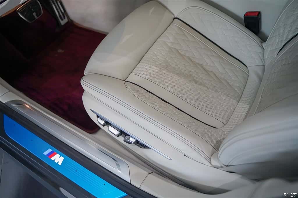 BMW 7 Series, 2023 10