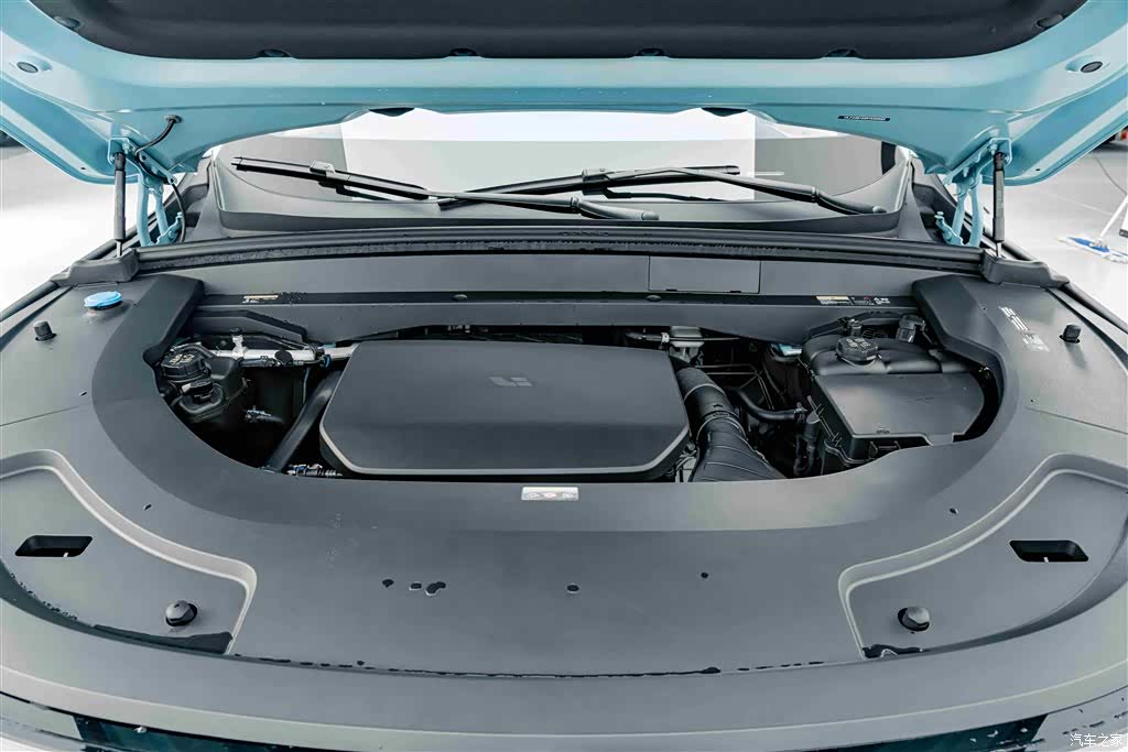 Li Auto L7, 2024 24