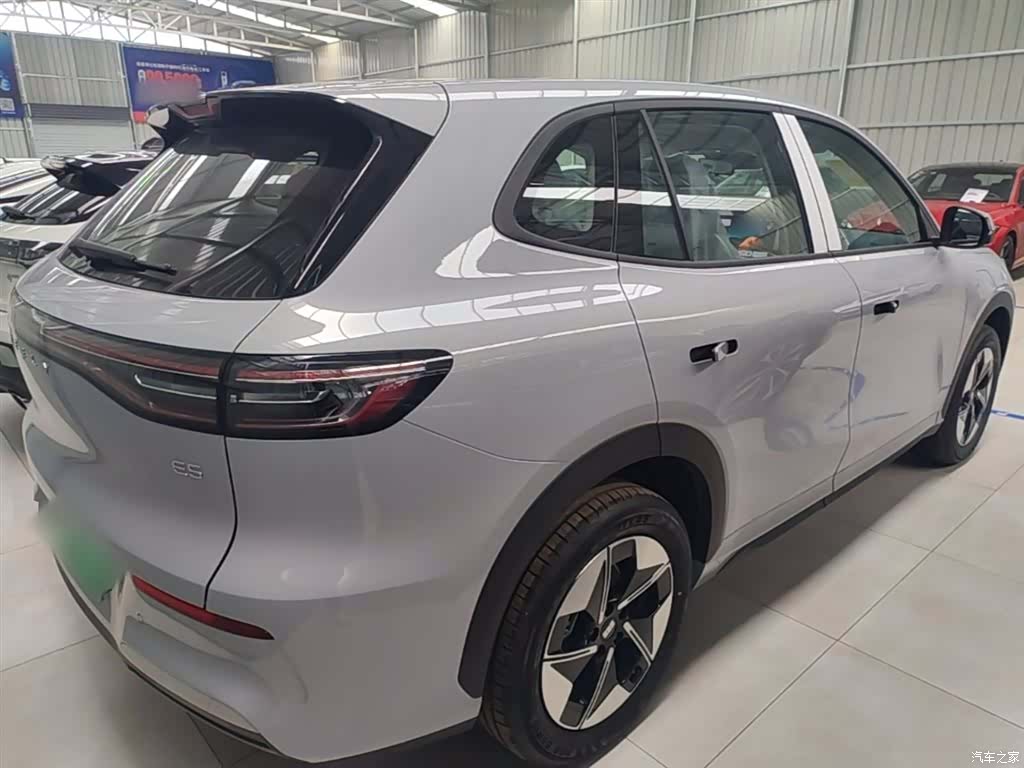 Geely Galaxy E5, 2026 7