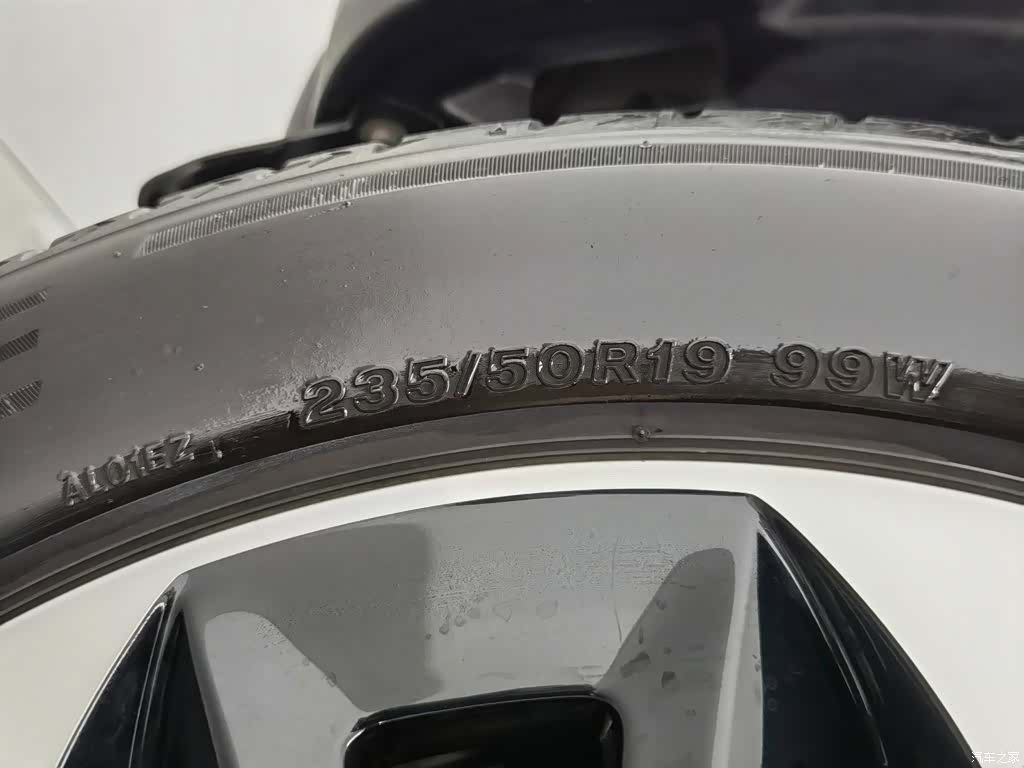 Mercedes-Benz GLB, 2022 24