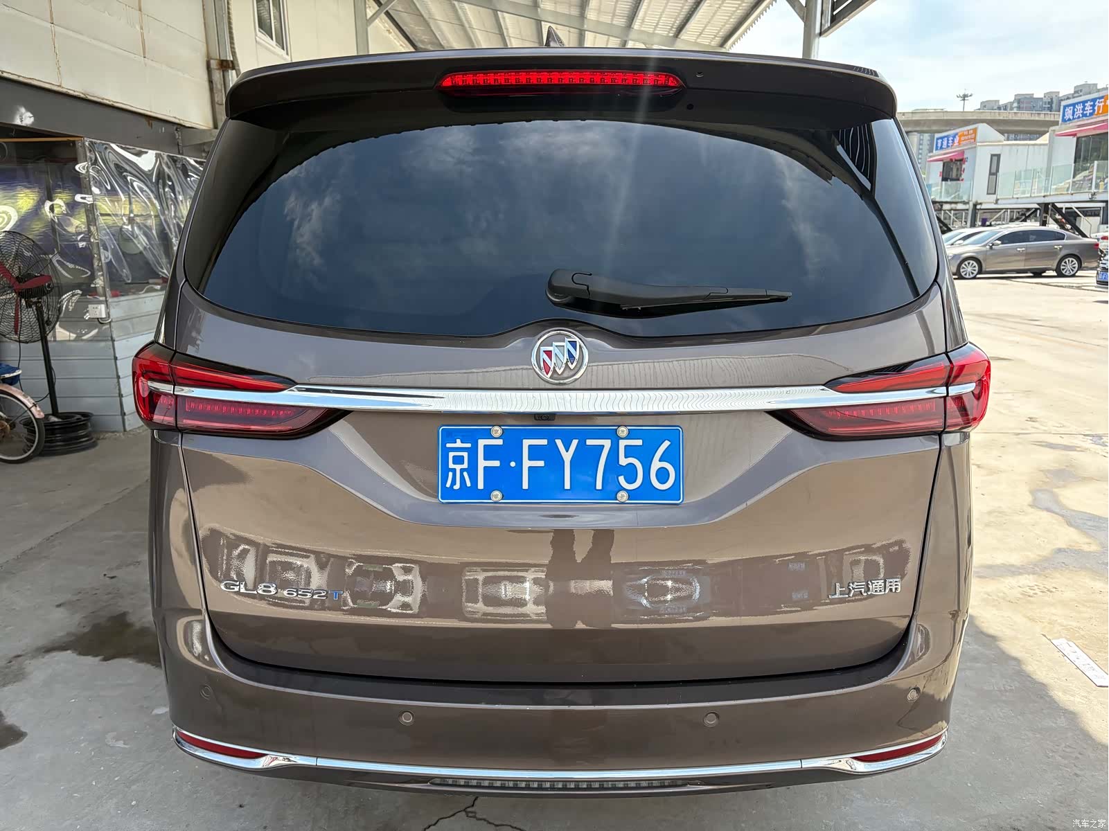 Buick GL8, 2022 4