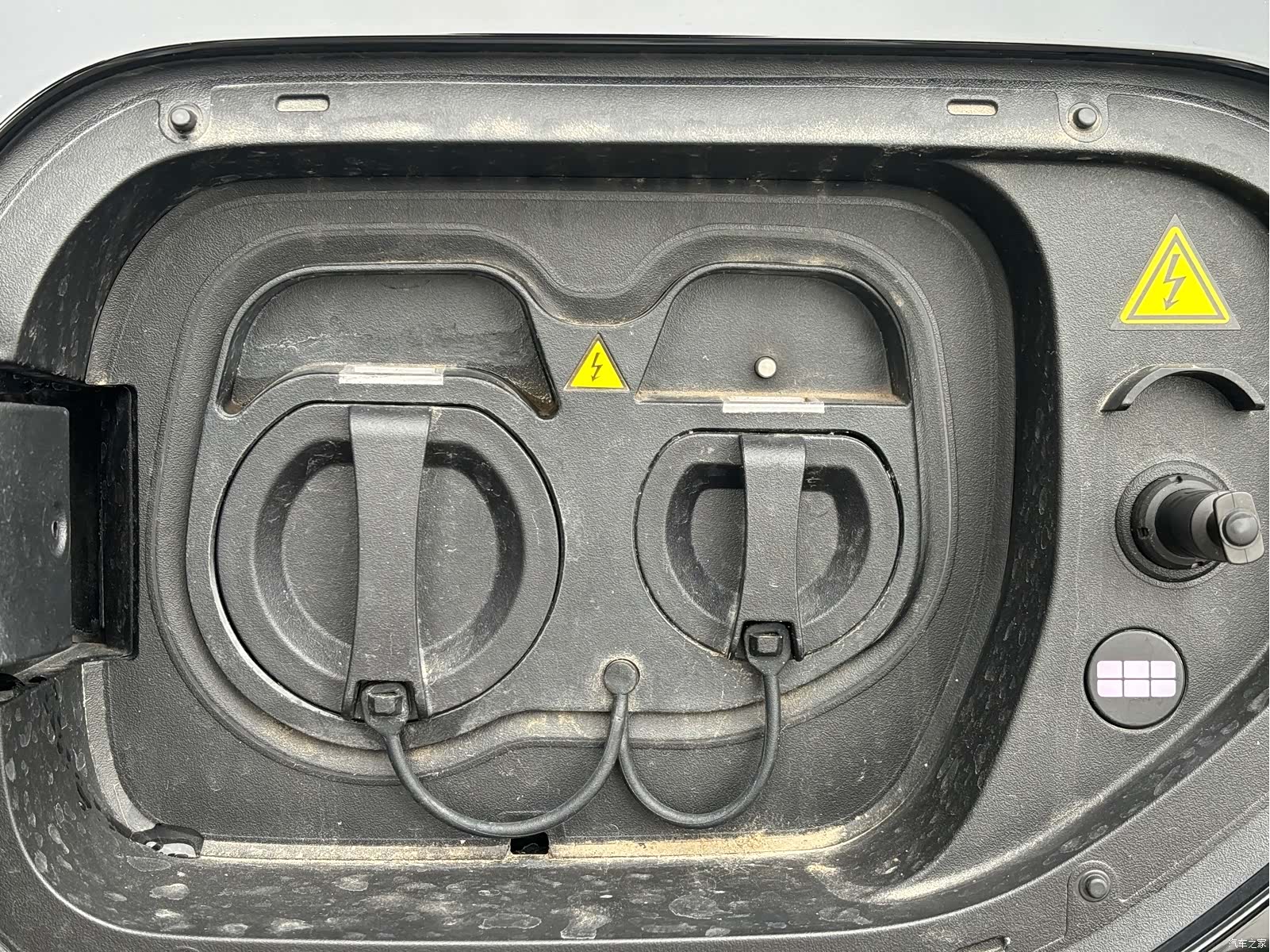 Geely 8, 2026 13