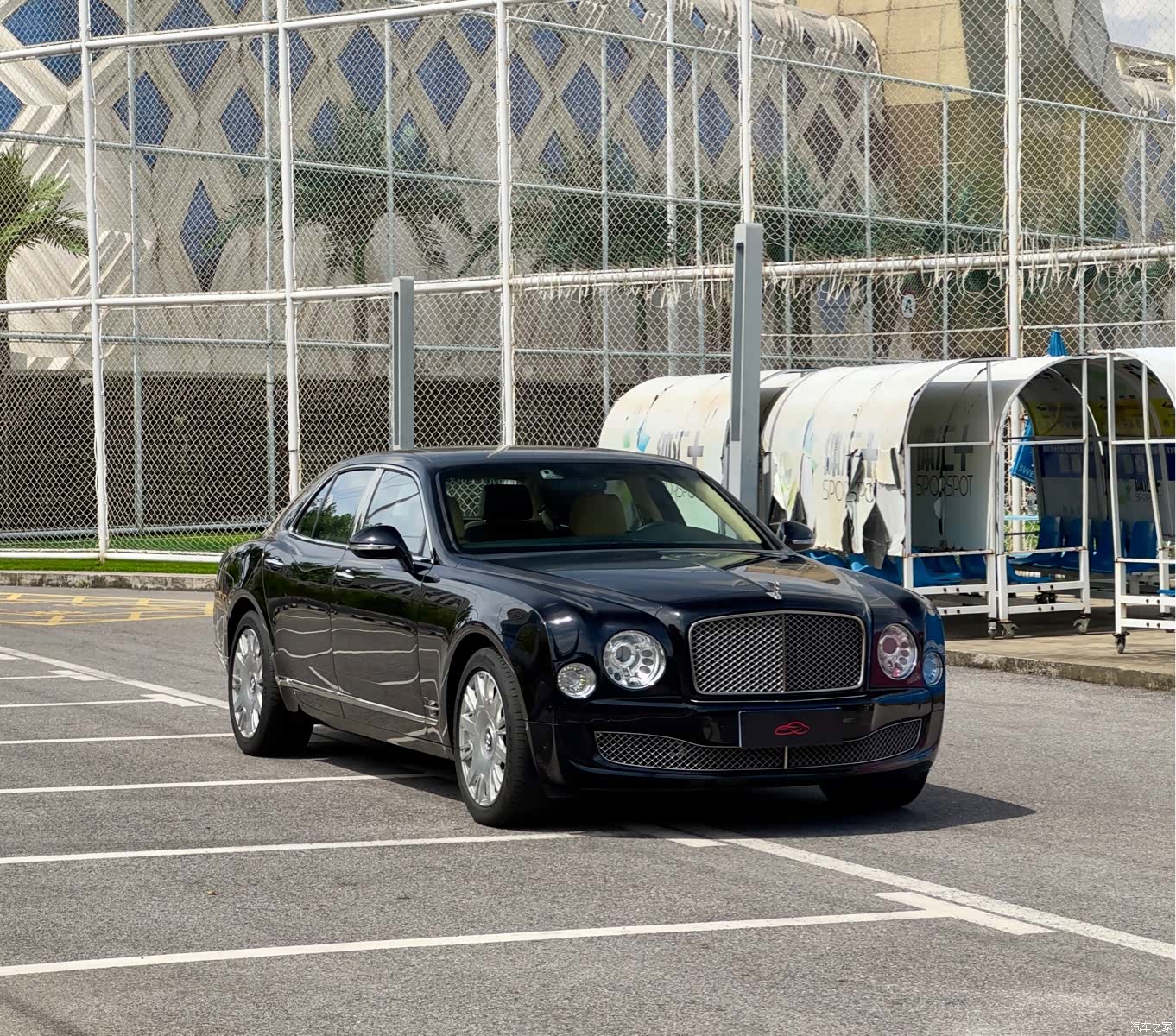 Bentley Mulsanne, 2016 3