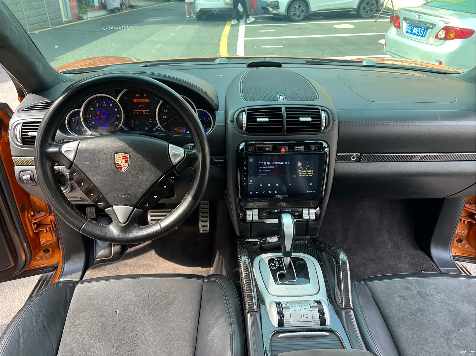 Porsche Cayenne, 2010 11
