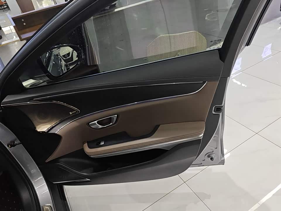 BYD Han