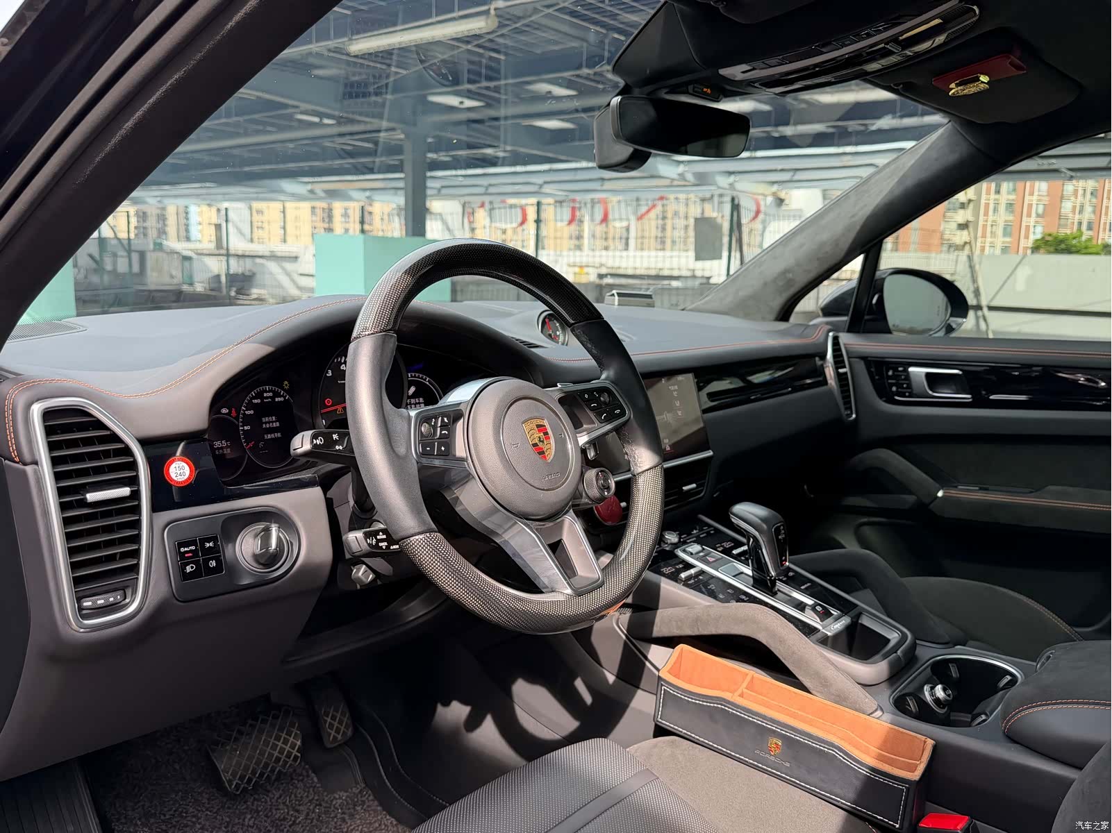 Porsche Cayenne, 2022 3