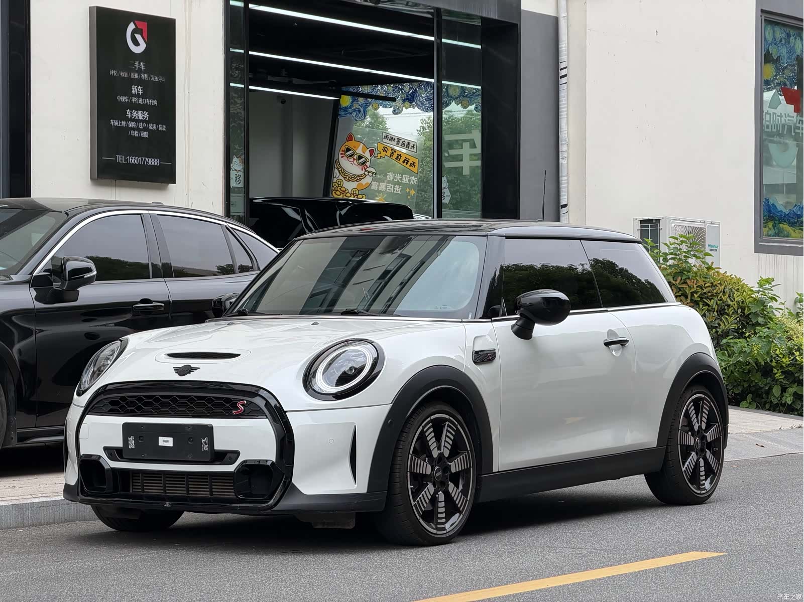 Mini Cooper, 2023 1