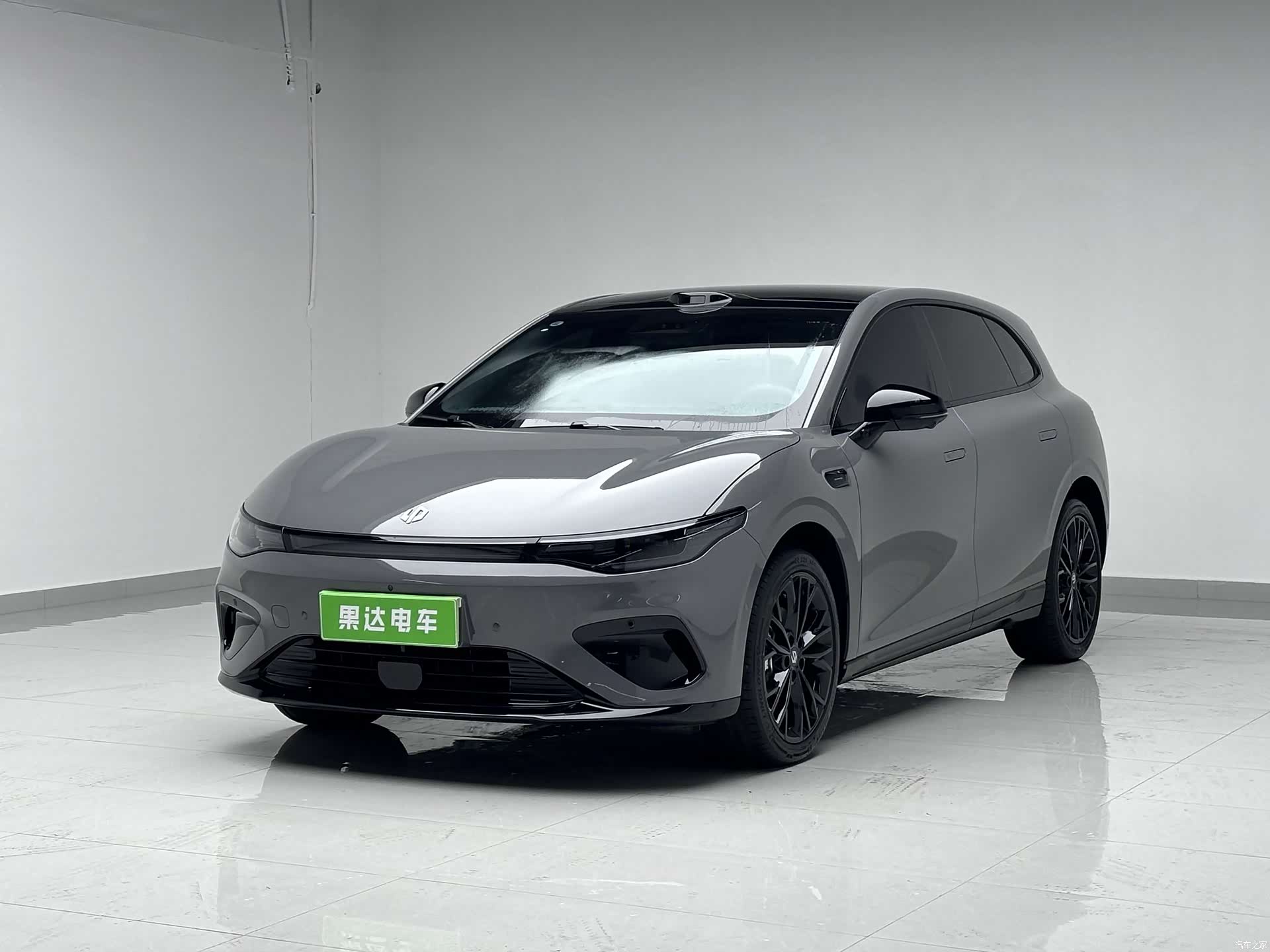 Leapmotor Lafa5, 2025 1