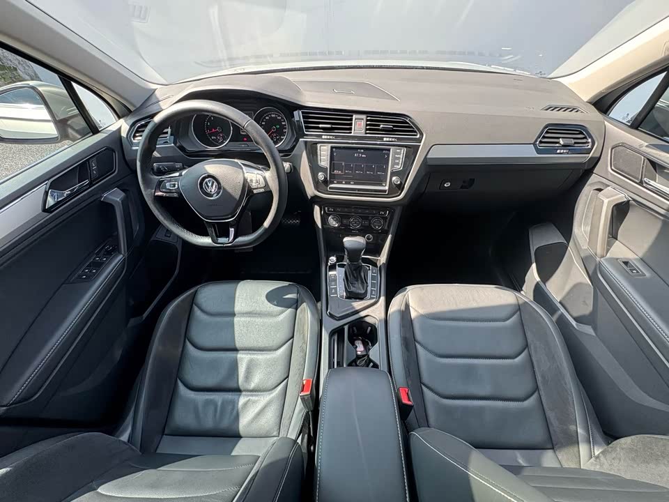 Volkswagen Tiguan L