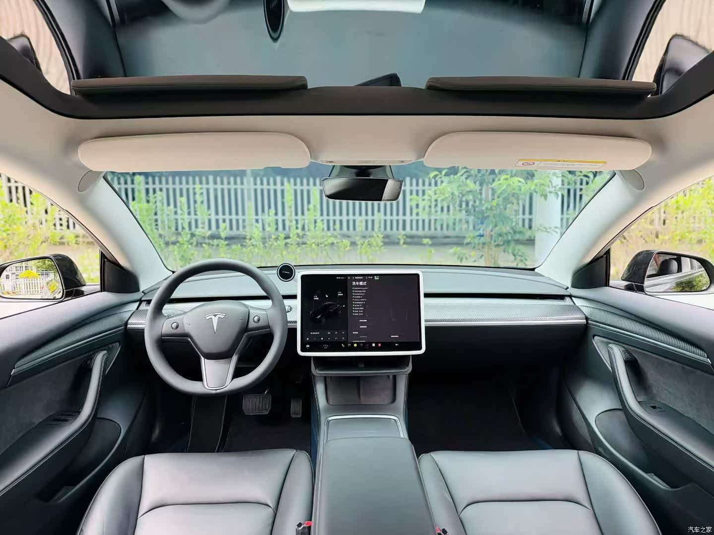 Tesla Model 3, 2022 4