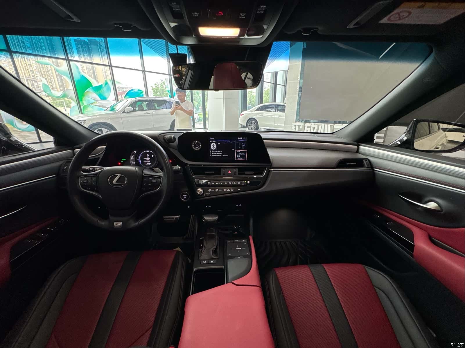 Lexus ES, 2022 8