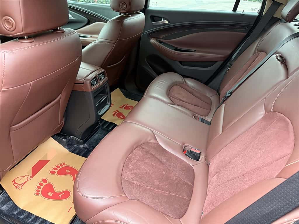 Buick Envision Plus, 2016 8