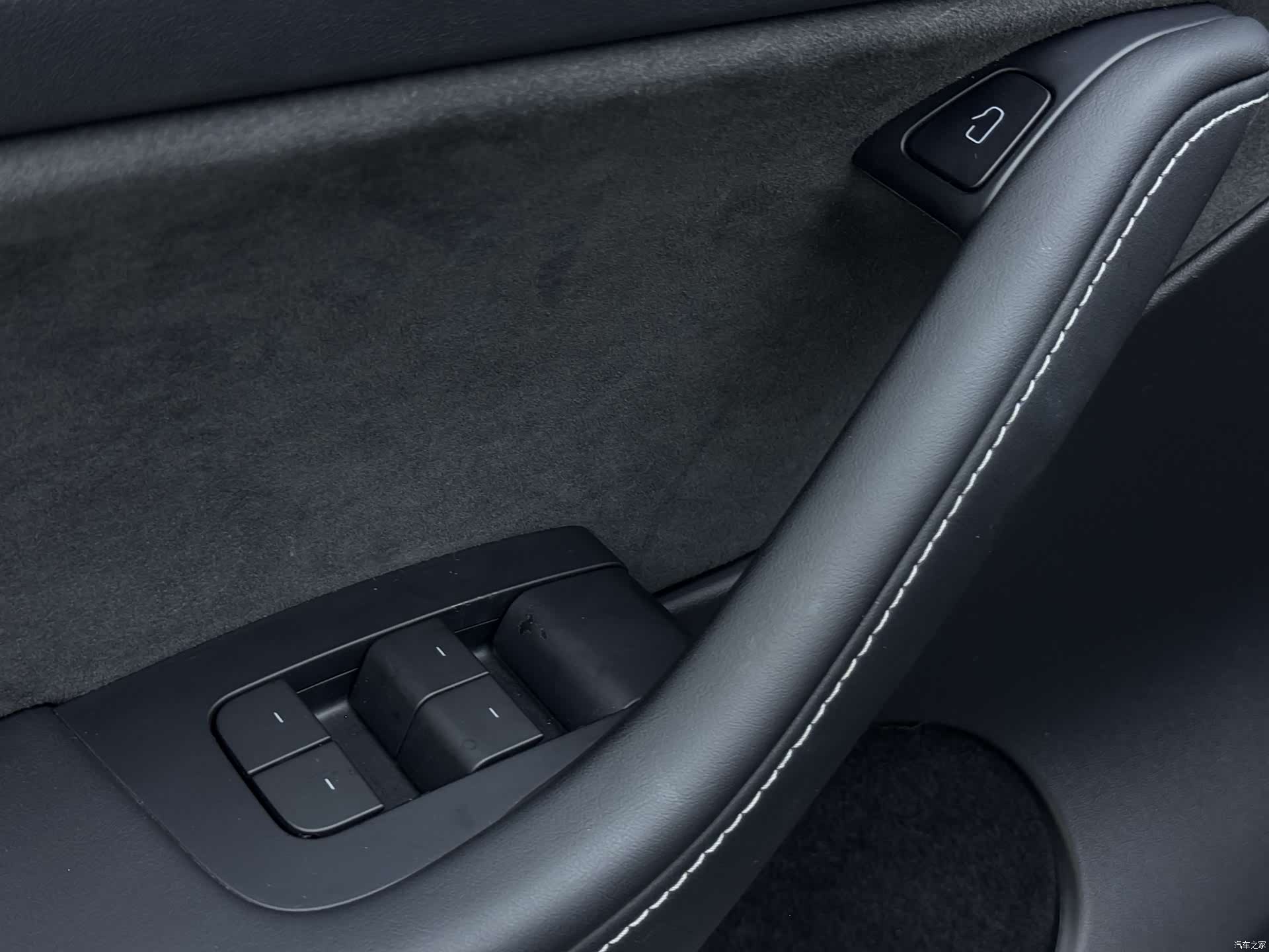 Tesla Model Y, 2022 15