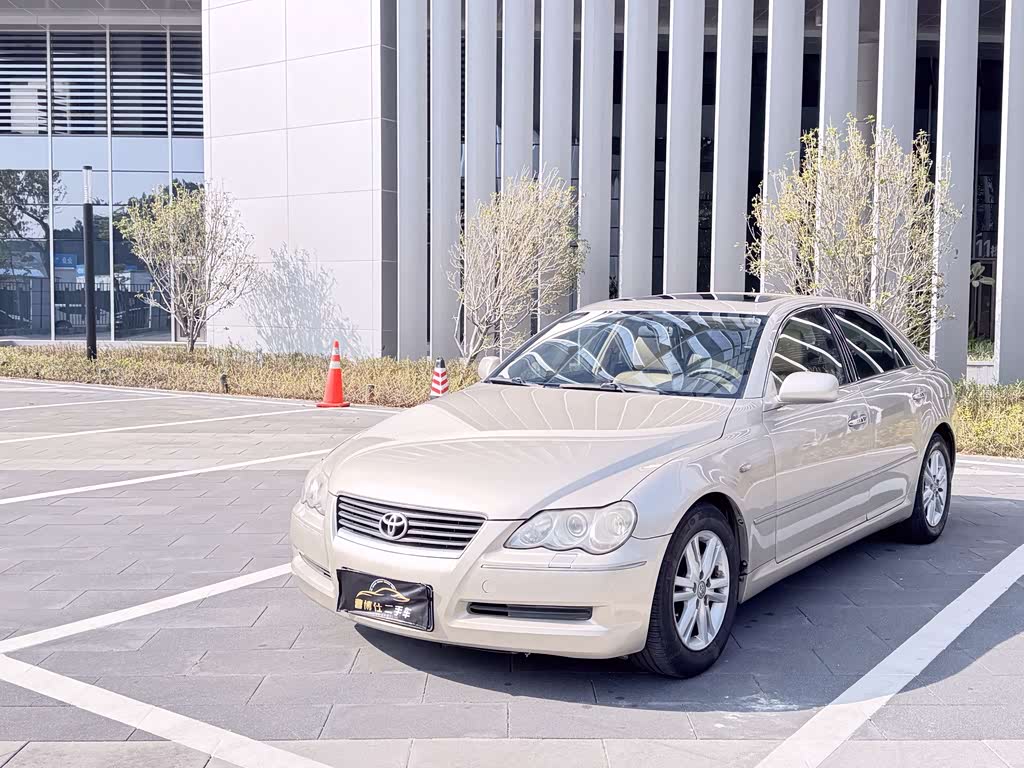 Toyota Reiz