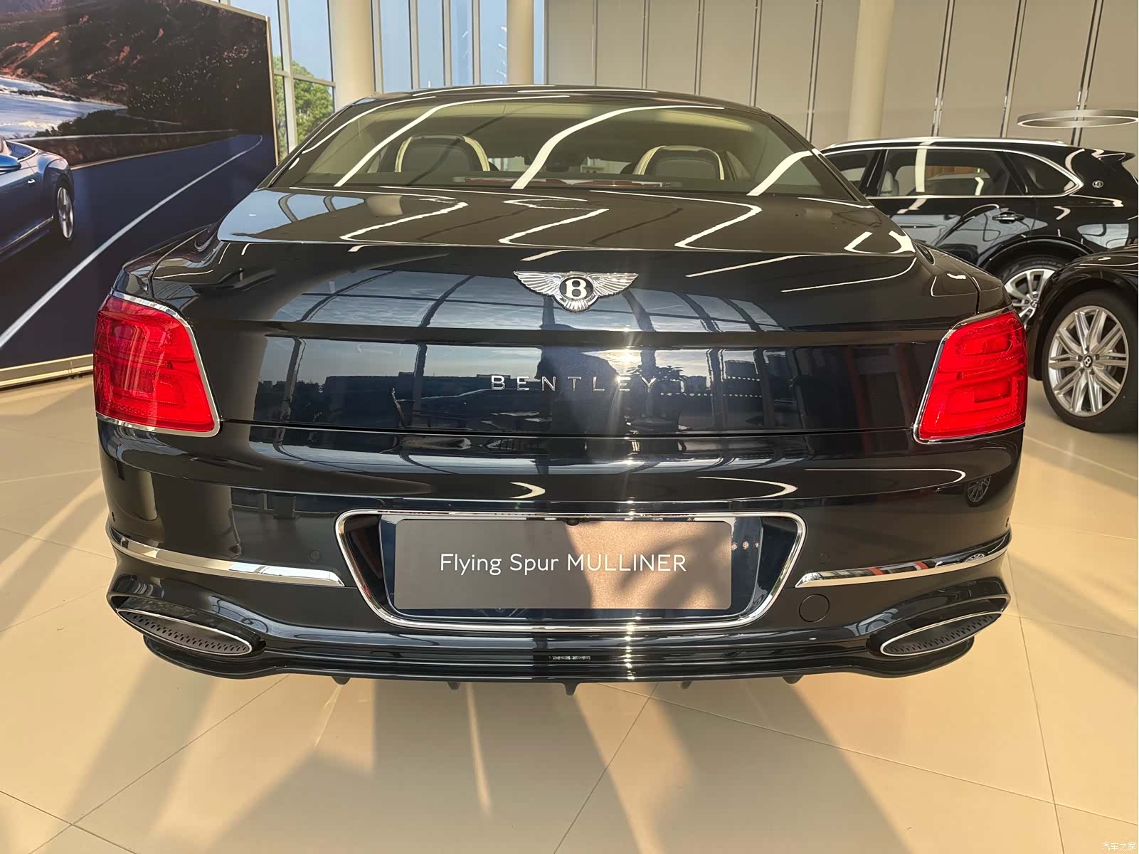 Bentley Flying Spur, 1900 10