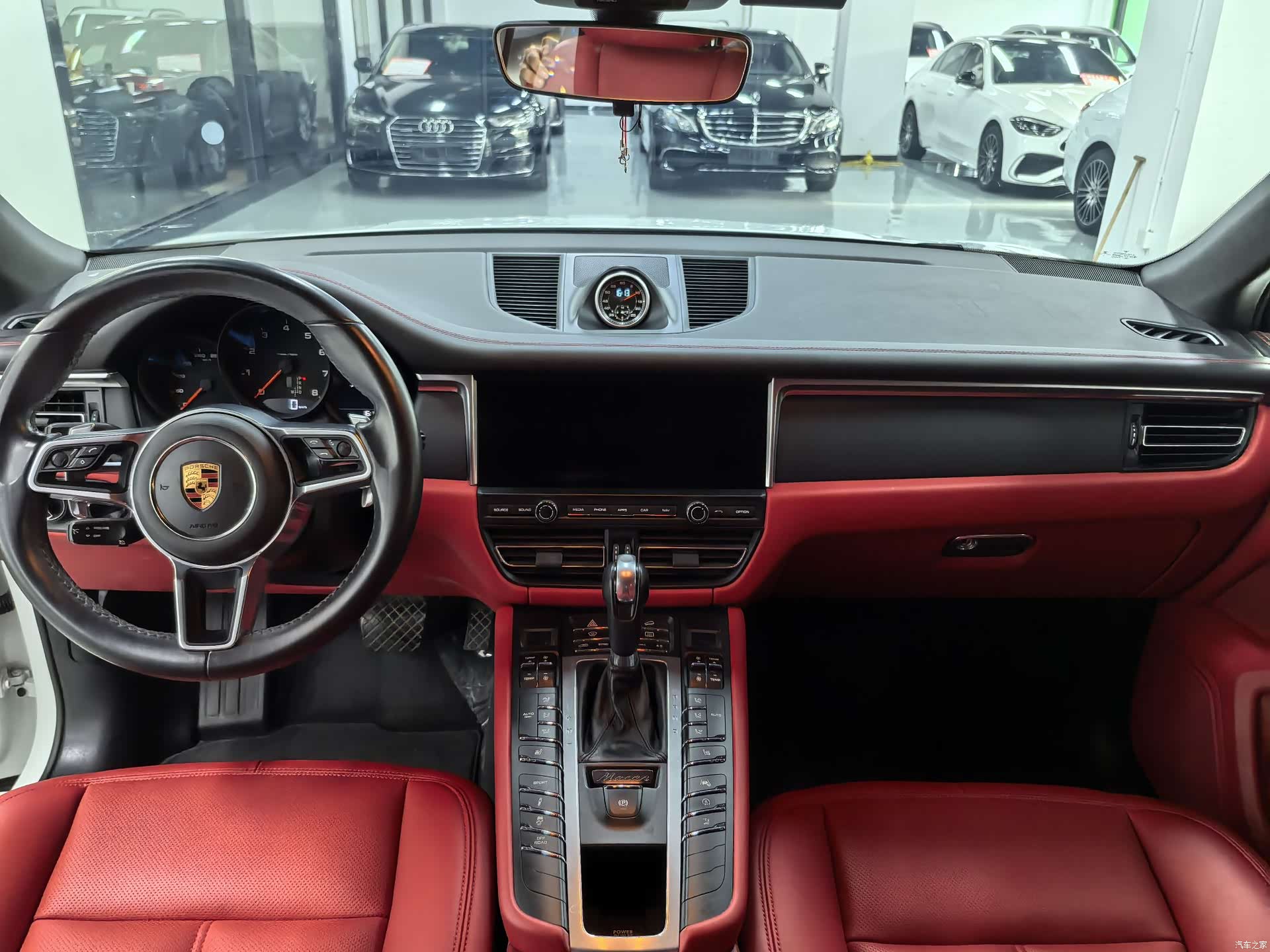 Porsche Macan, 2018 10