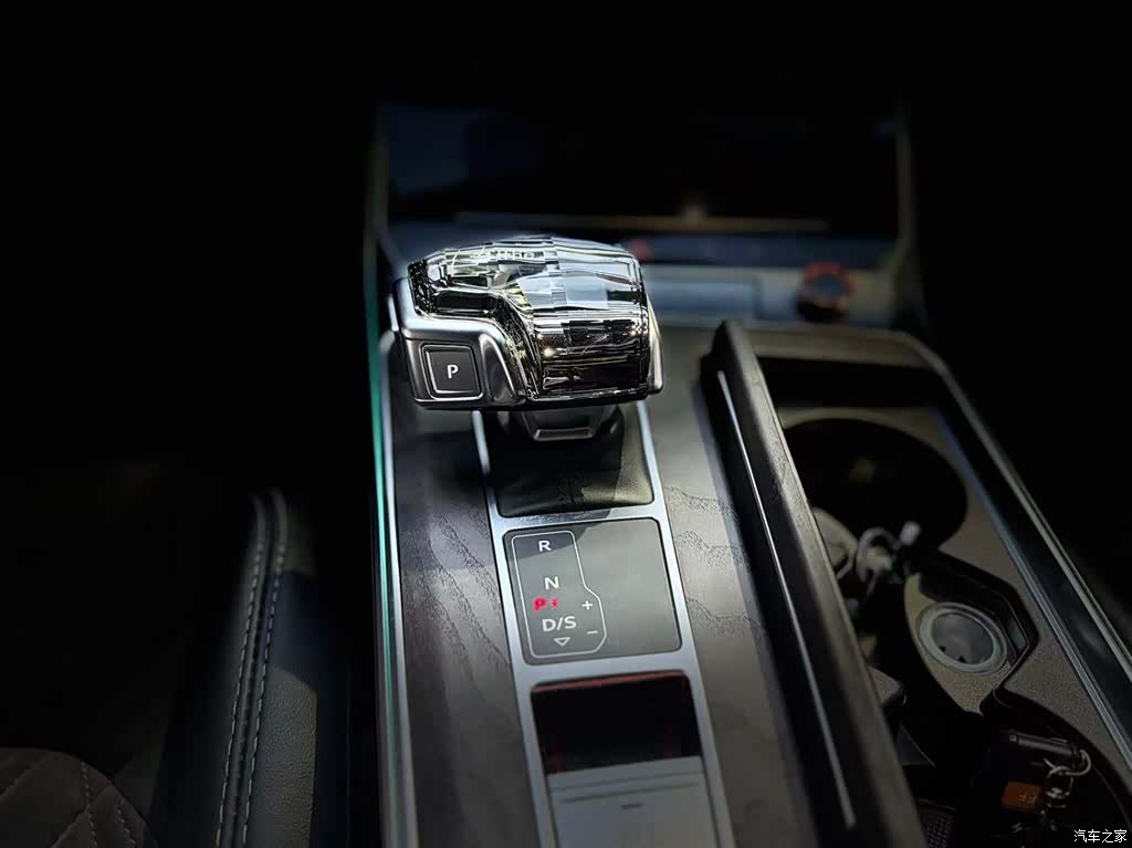 Audi A6L, 2024 21
