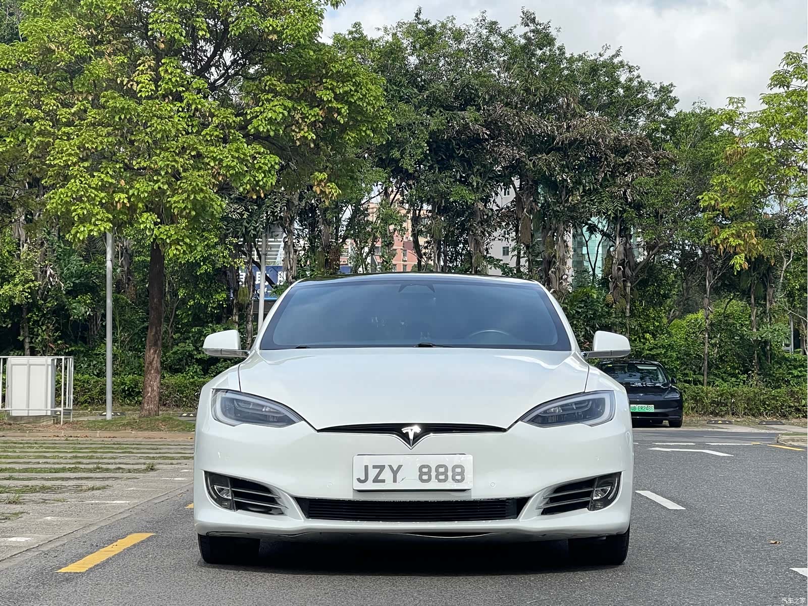 Tesla Model S, 2019 2