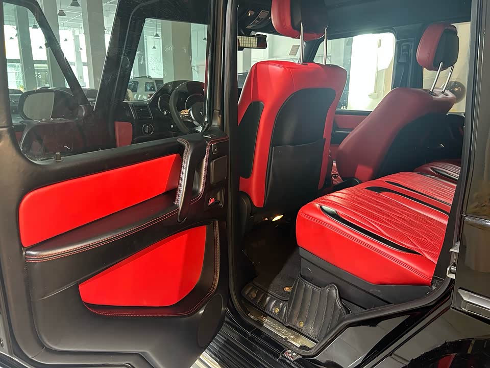 Mercedes-Benz G-class