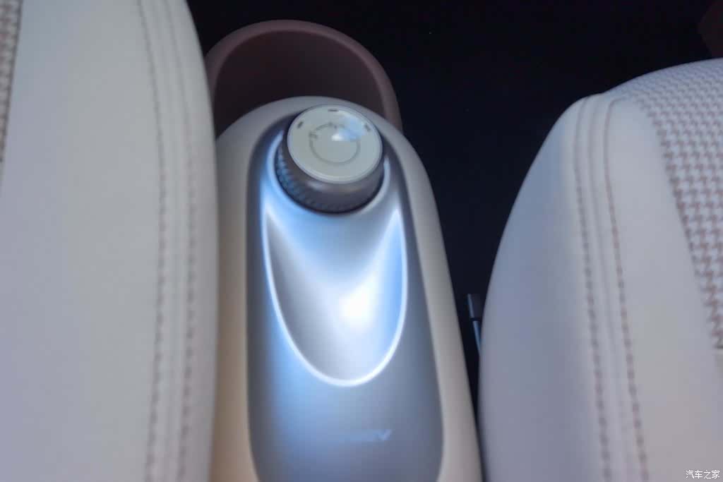 Wuling MINIEV, 2026 16