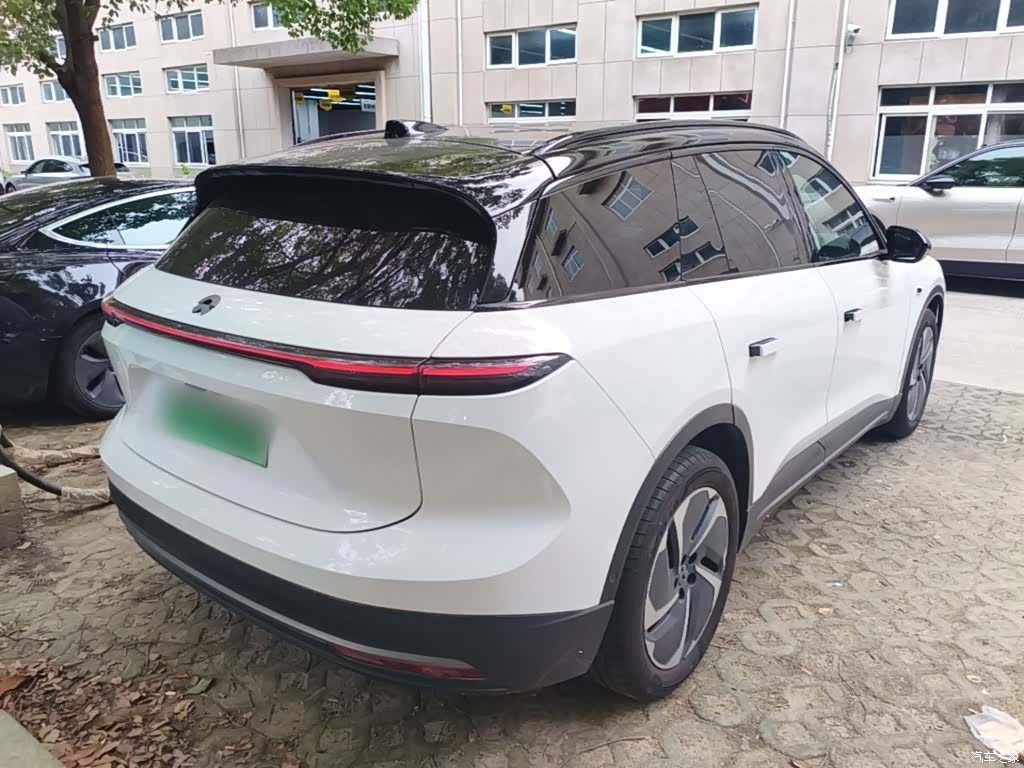 NIO ES6, 2023 7