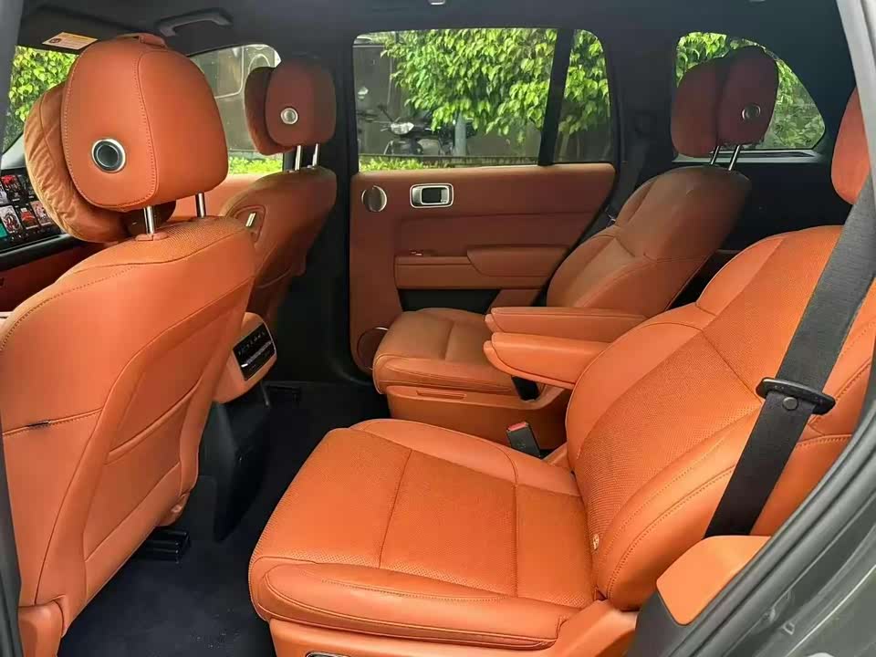 Li Auto Ideal L8