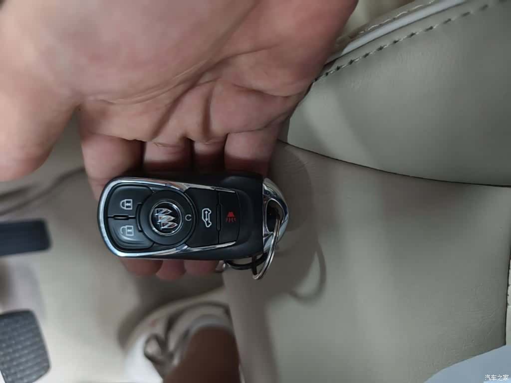 Buick GL8, 2023 18