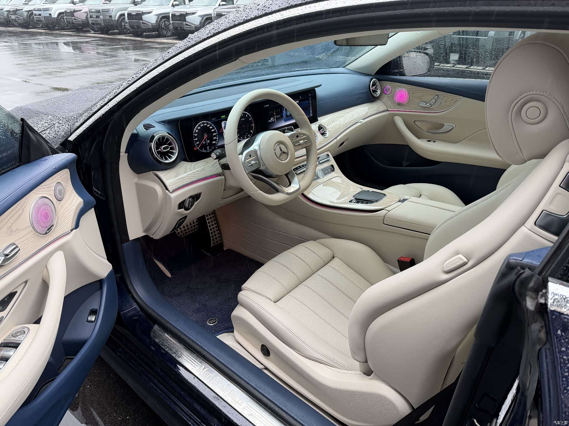 Mercedes-Benz E-Class, 2020 4