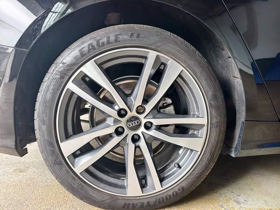 Audi A6L 2024, фото 11