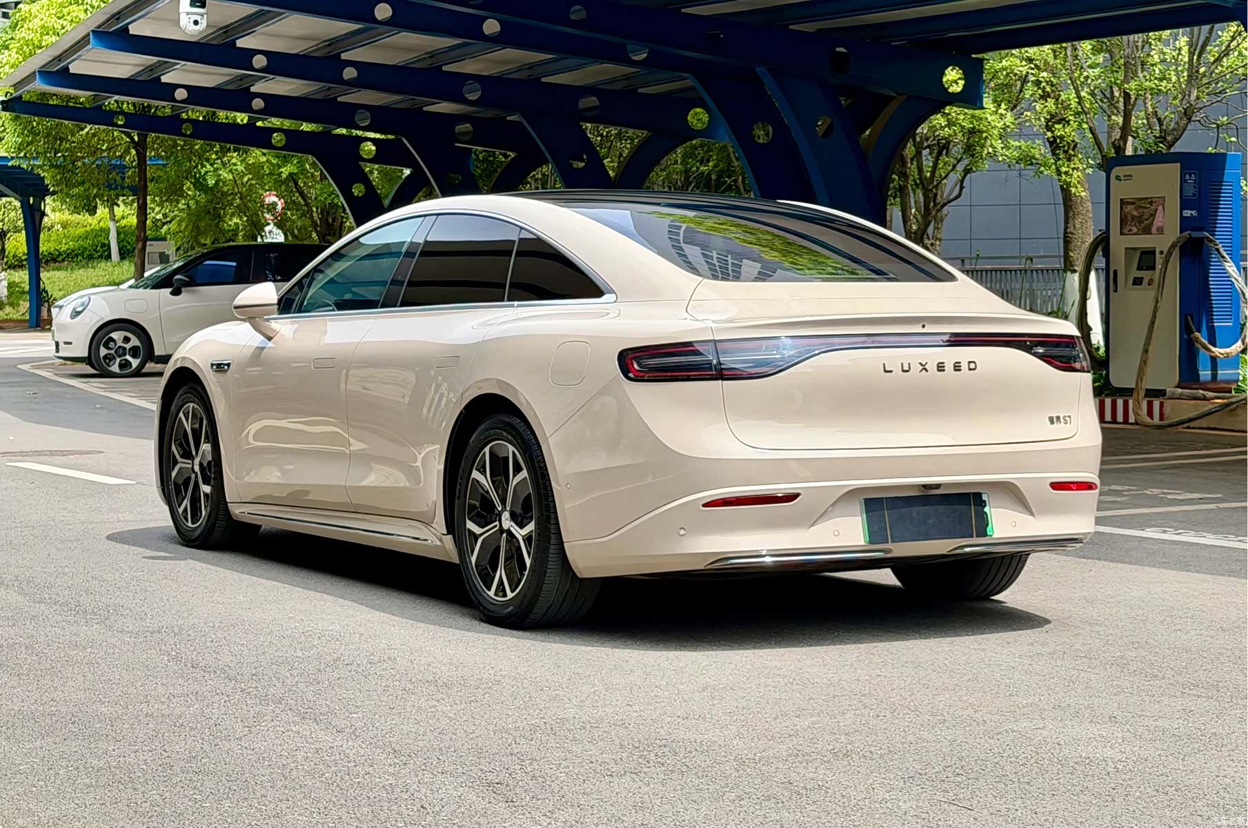 Luxeed S7, 2025 6