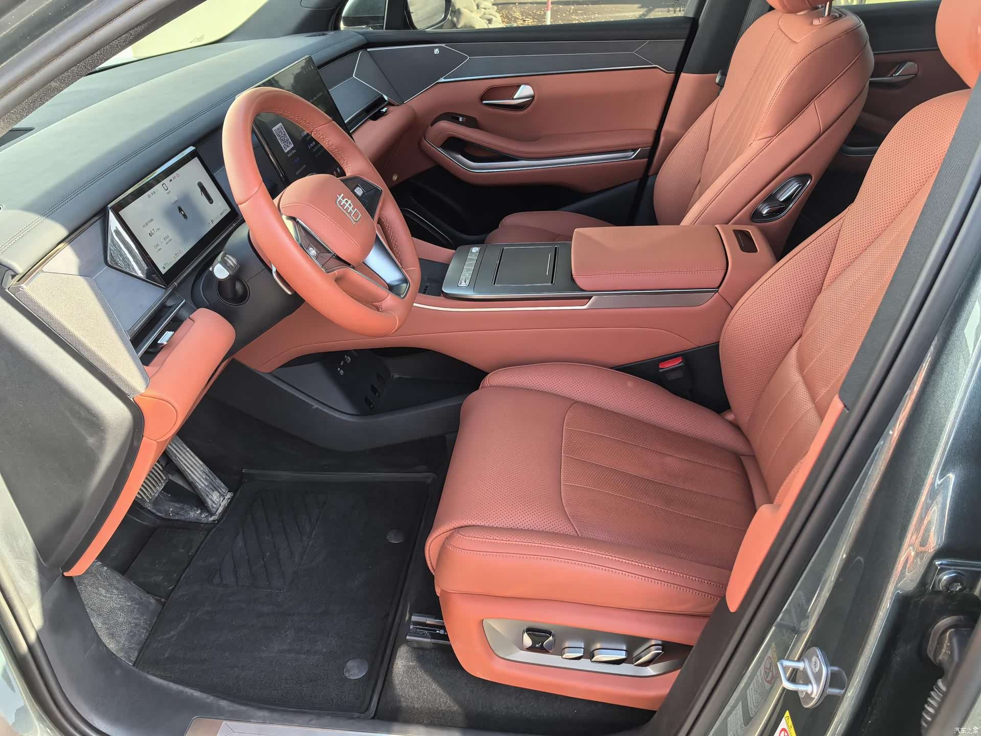 BYD Tang, 2025 все фото