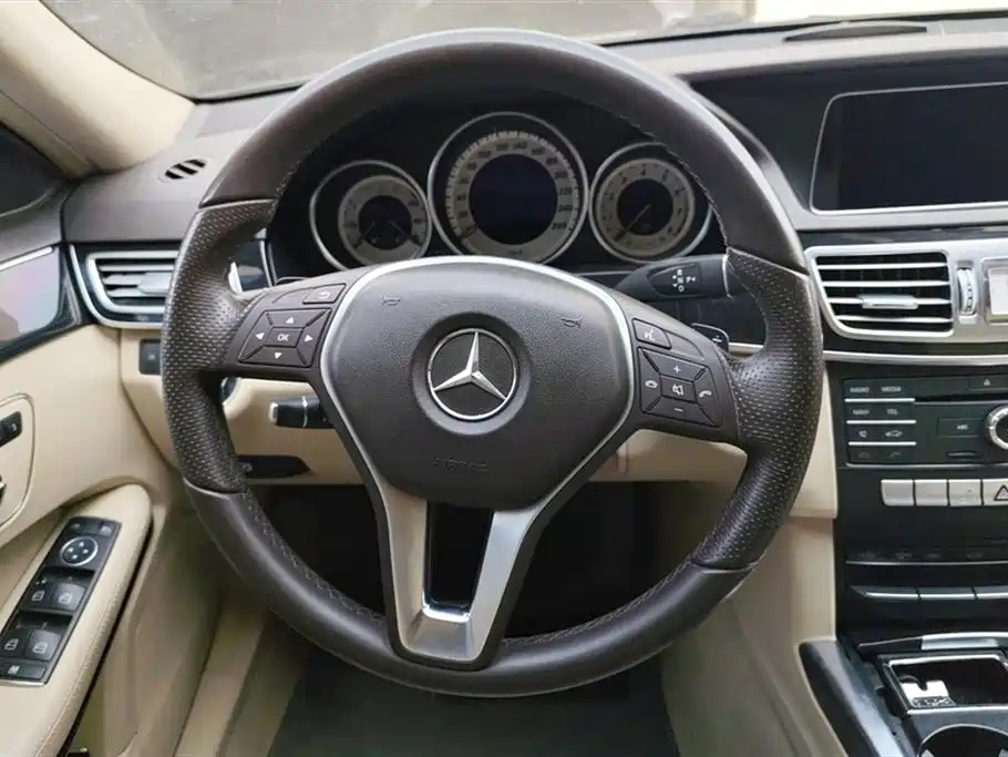 Mercedes-Benz E-class Mercedes-Benz E-class