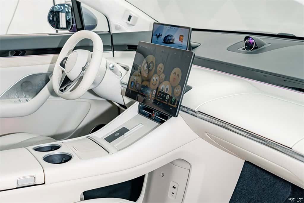Luxeed R7, 2025 18