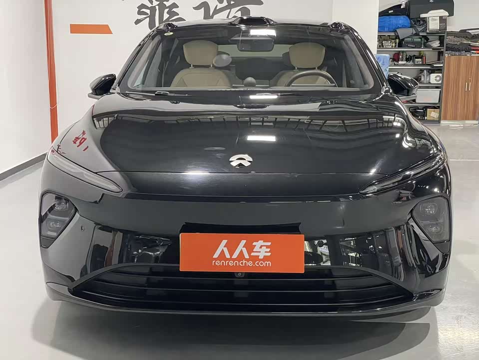 NIO ET7