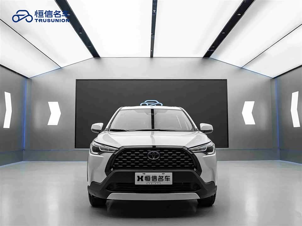 Toyota Corolla Sharp amplifier