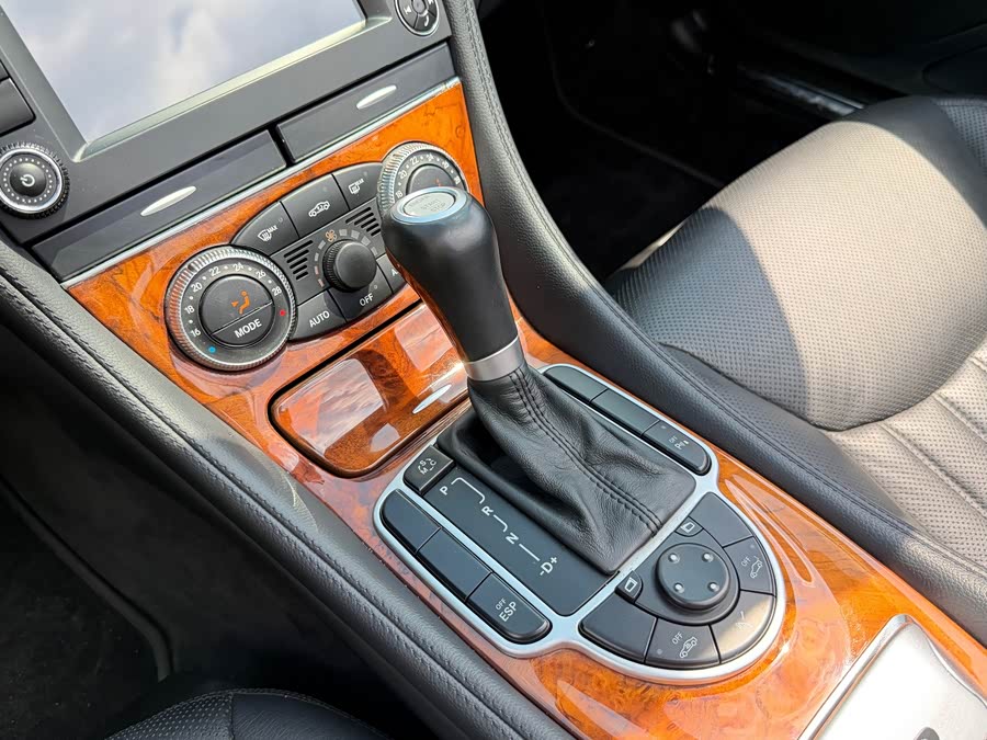 Mercedes-Benz SL-Class 2009, фото 25