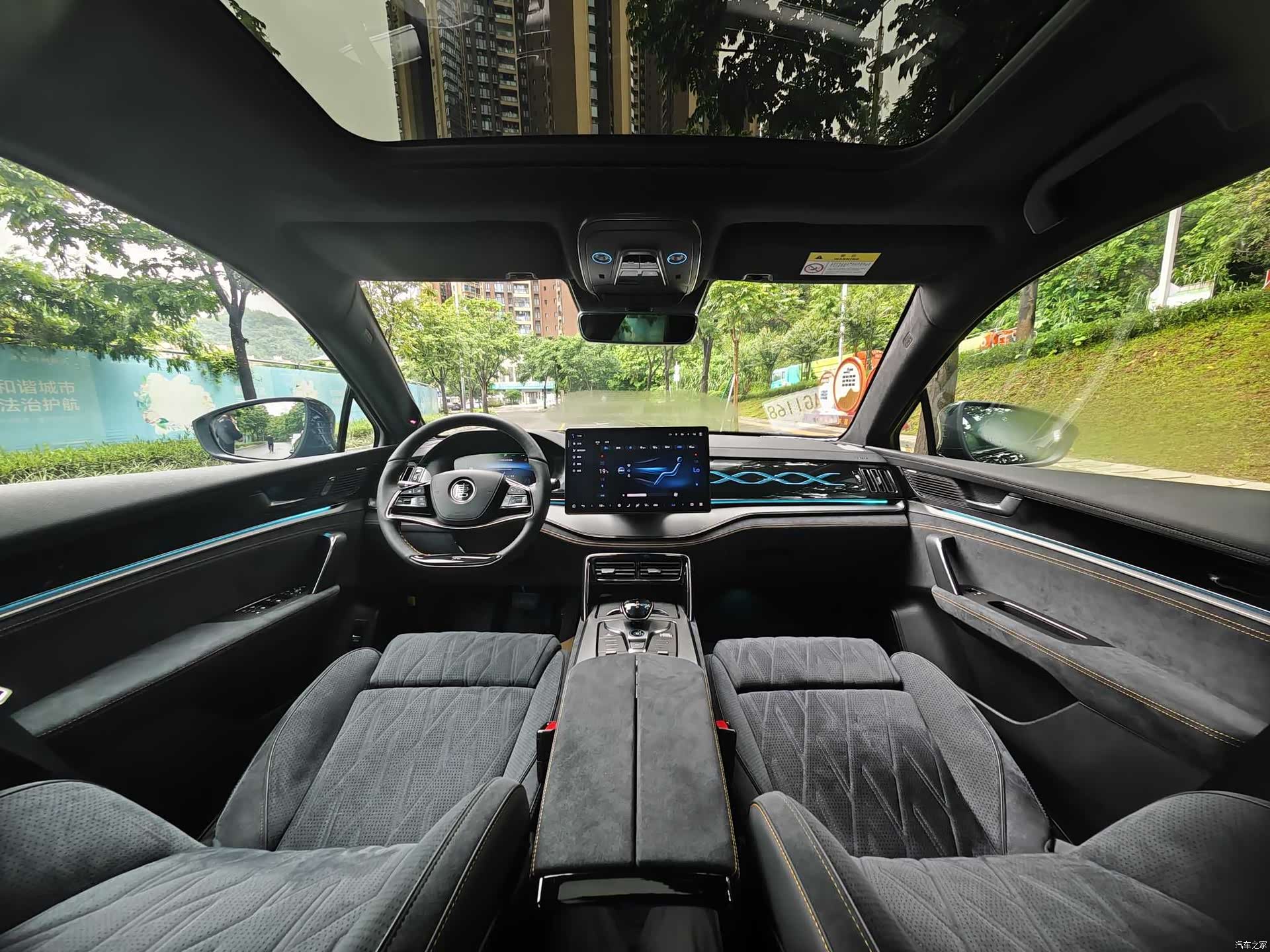 BYD Tang, 2023 12