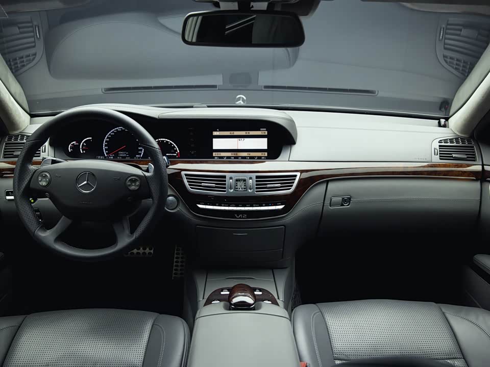 Mercedes-Benz S-class AMG