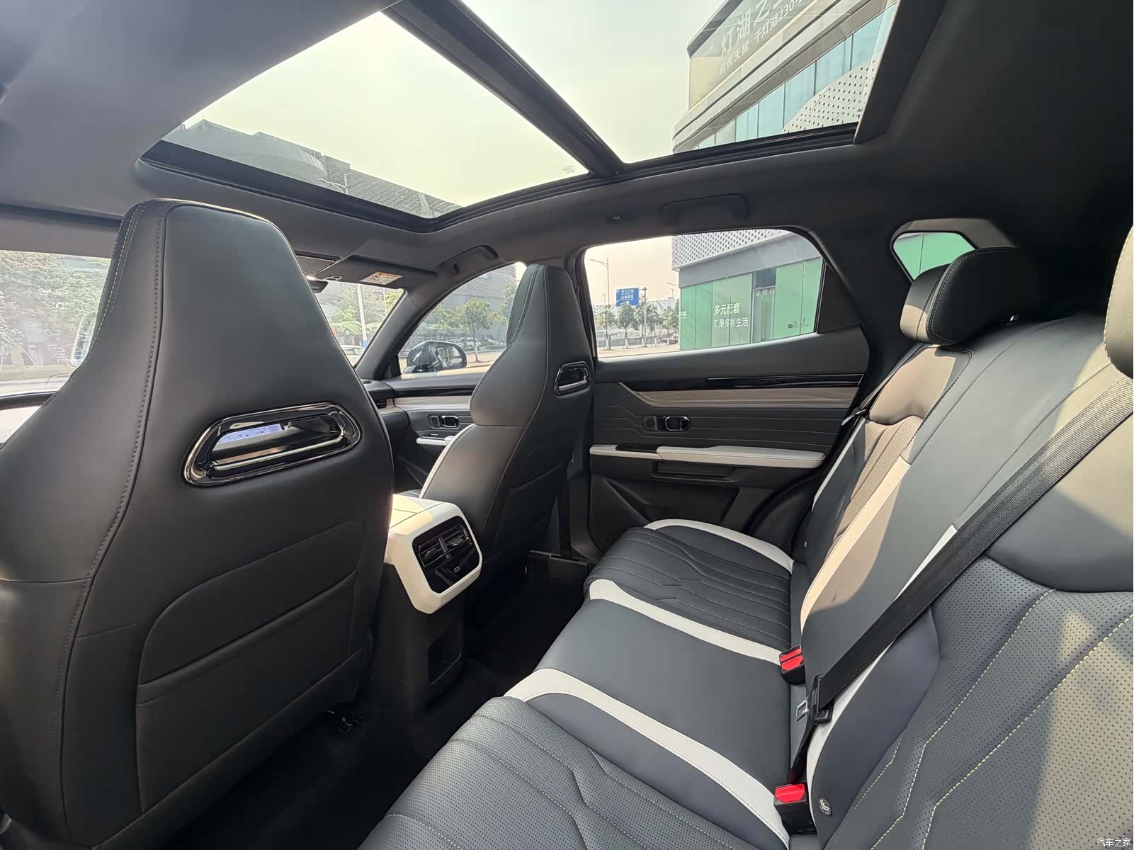 Jetour L6, 2024 9