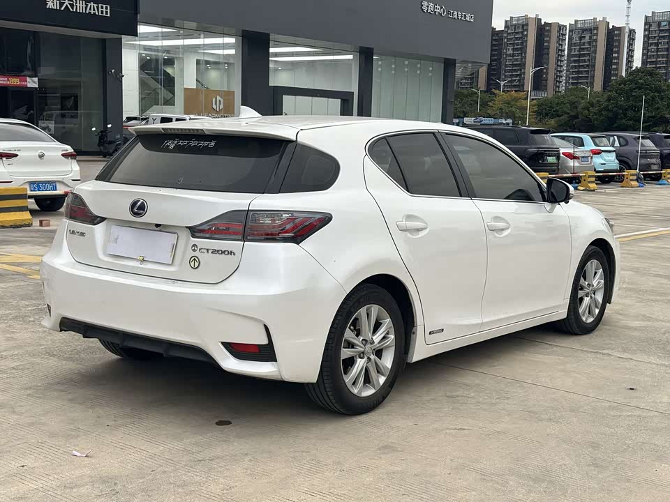 Lexus CT