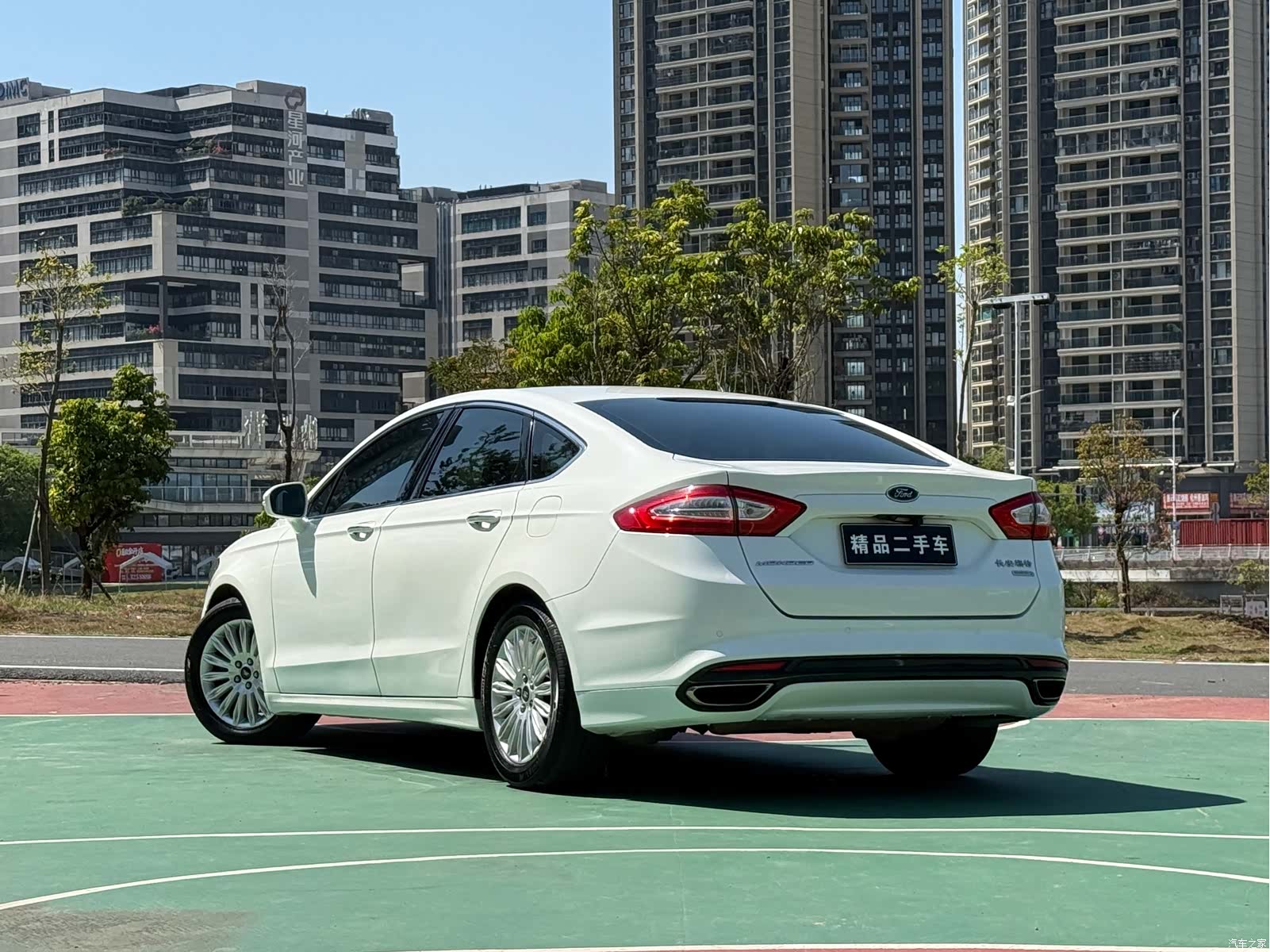 Ford Mondeo, 2016 3