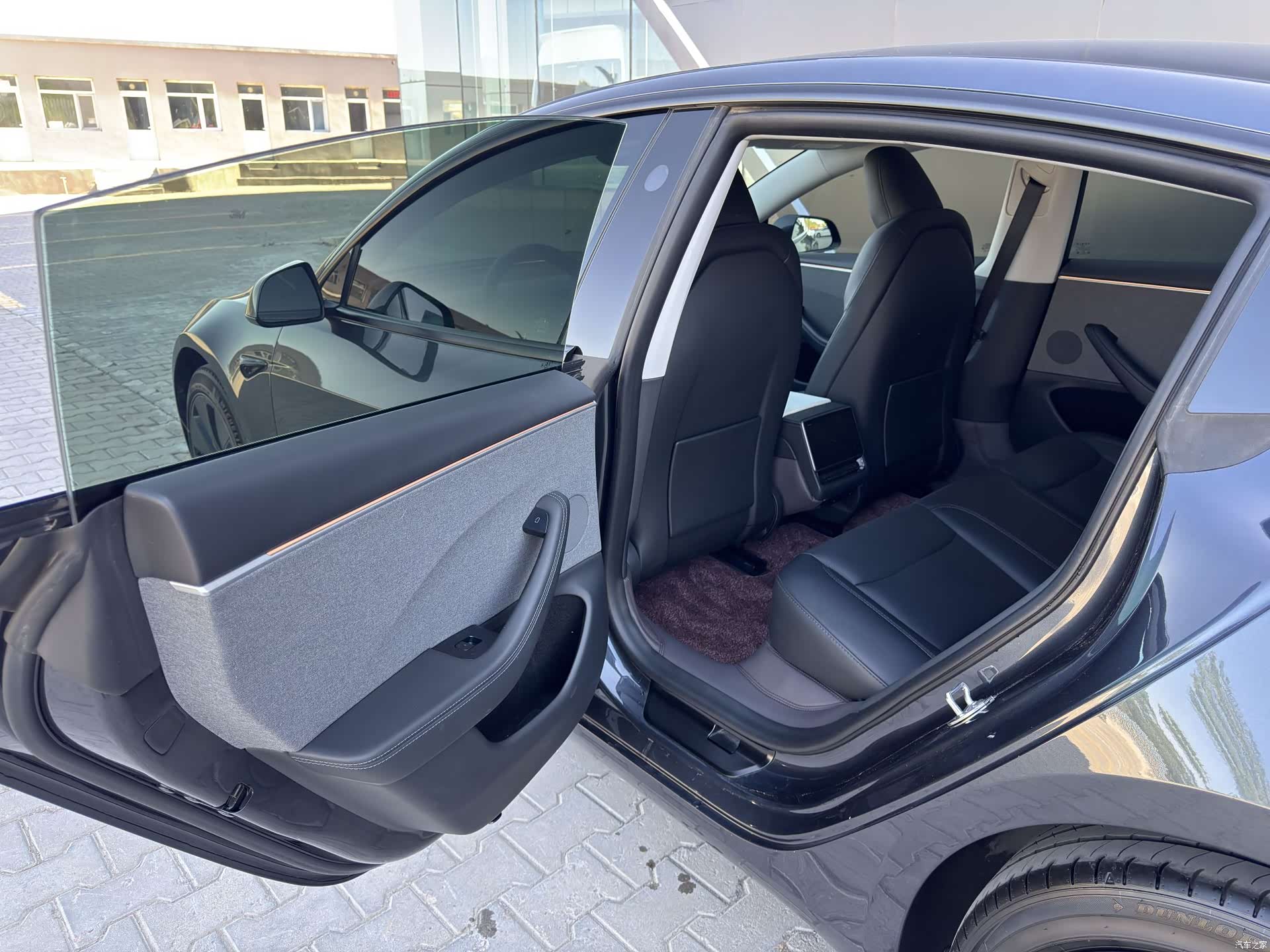 Tesla Model 3, 2024 10
