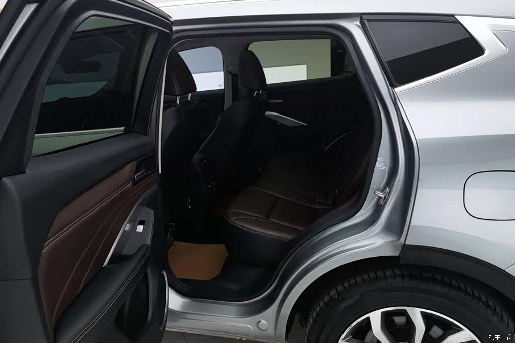 WEY VV6, 2019 11