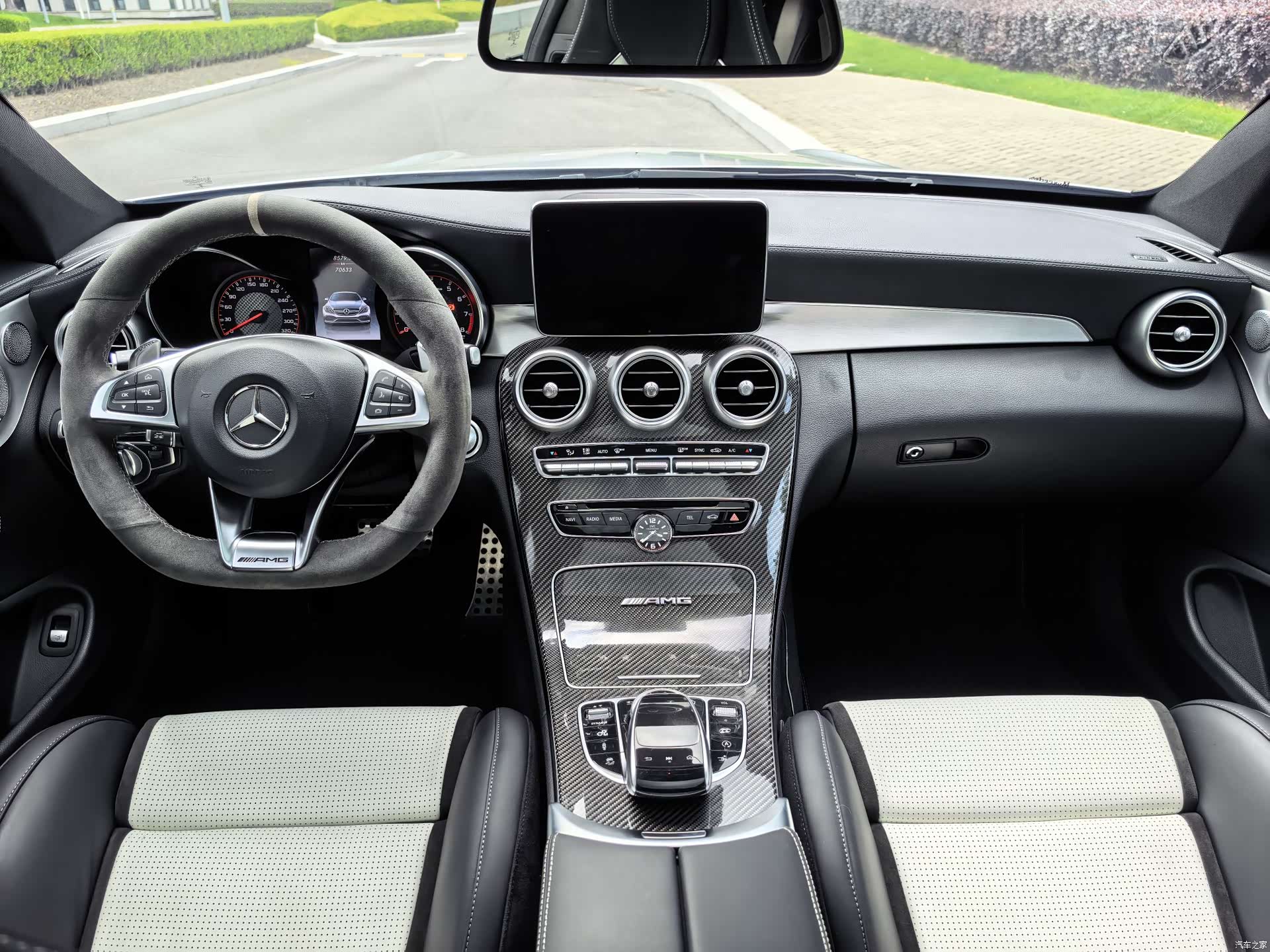 Mercedes-Benz C-Class, 2018 17