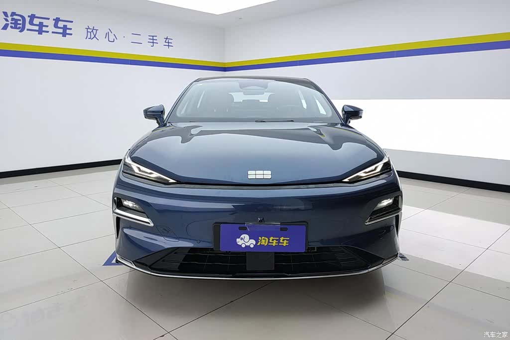 Geely 8, 2025 2