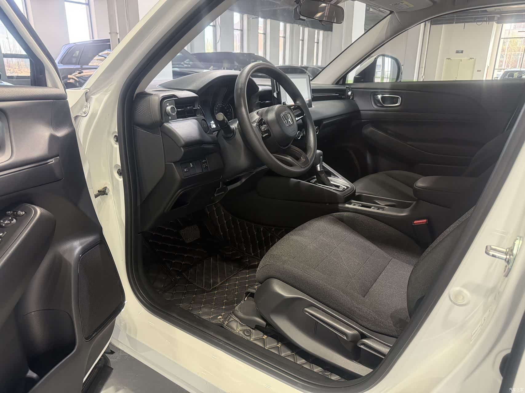 Honda Vezel, 2025 8