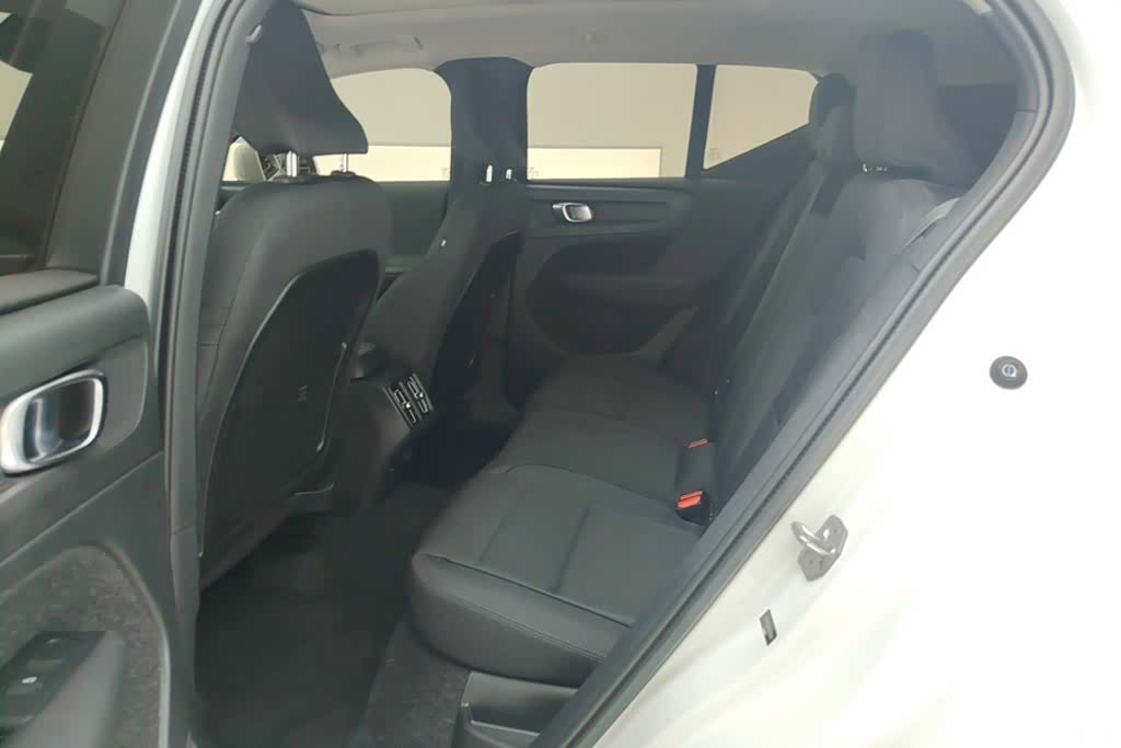 Volvo XC40, 2021 11